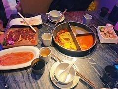 -热火朝天鲜切牛肉火锅(南强街巷店)