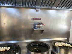 -小杨生煎(黄河路美食休闲街店)