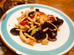 -东来菜馆•手抓海鲜家常菜•海鲜锅贴(鸽子窝店)