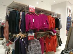 -优衣库(红谷滩万达店)