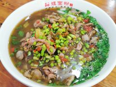酸辣鸡杂粉-肆姐面粉馆(坡子街店)