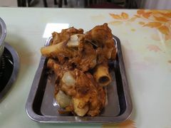 -荣吉招牌自助骨头锅(顾乡店)