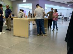 -华为授权体验店(中山公园来福士)