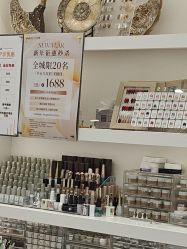 -花岐款式专研健康美甲沙龙