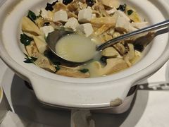-绿杨春·淮扬宴(庐山路店)