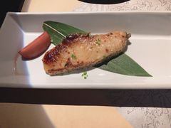 -穹六人间 people 6(岳阳路店)