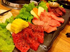 -炼火烤肉店