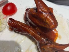 玻璃脆皮乳鸽皇-新雅(丰盛里店)