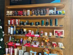 零售区-星巴克臻选(舟山凯虹广场店)