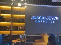 -缦咖电竞酒店(北京鸟巢红军营地铁站店)