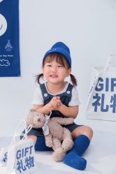 -小熊维尼高端儿童摄影(南山店)