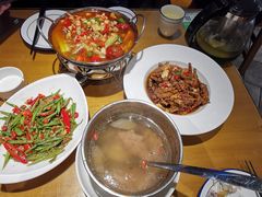-邻家小馆(银都店)