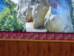 -边江铁锅炖鱼(振八街店)