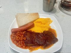 -香港新发烧腊茶餐厅(水围店)