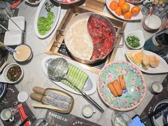 -尚尚仙·酸汤猪手·猪肚鸡火锅(华联万柳购物中心店)