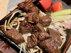 铁锄牛排-穹六人间 people 6(岳阳路店)