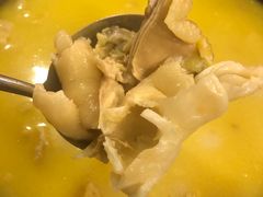 -鲜入围煮花胶鸡海鲜火锅