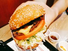 -The Habit Burger Grill 哈比特汉堡(复兴soho店)