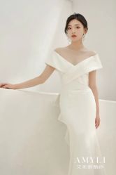 -艾米丽婚纱礼服