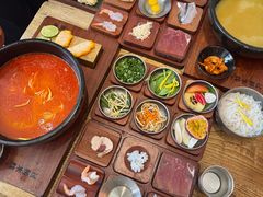 -银米·云南传统过桥米线(双廊黑金冠店)