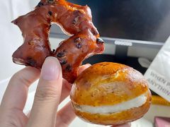 温州鱼饼碱水-WHEN PIGS FLY当猪飞