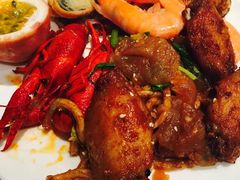 -荣誉国际酒店-云顶旋转餐厅