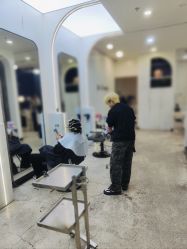 -a·f one hair salon