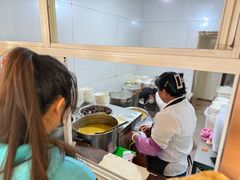 -文山荷鲜居(翠湖店)