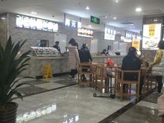 -王府井百货(中州中路店)