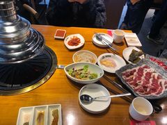 -万兴佳烤肉·长白山老味道(东岸里店)
