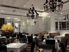 -哈布斯扒房(华发商都店)