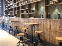 大堂-星巴克臻选(湖滨道店)