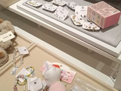 -名创优品(广州萝岗万达广场店)