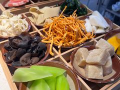 -芈重山老火锅(广州首店)