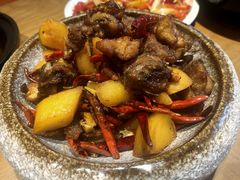 -隔壁老王·家常云南菜(花巷店)