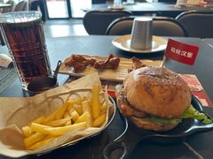 -必胜客(桐乡吾悦广场店)