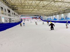 -乔波室内滑雪场