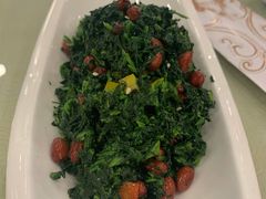 果仁菠菜-东四民芳餐厅(世茂工三店)