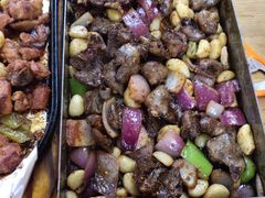 -老东镇啤酒屋海鲜加工·蒸汽海鲜·海鲜烧烤(台东店)