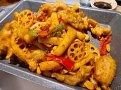 -荷塘秋月·本帮江浙菜(国权路店)