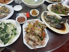 -岛中岛·海鲜大排档·万宁老字号(东澳店)