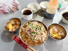 -正宗杨记普洱酸醋米线(总店)