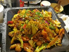 -巴四老城区炭火蛙锅(张江店)