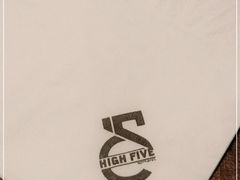 -HIGH FIVE哈福手工汉堡(桂林路店)