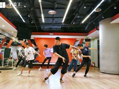 -乐刻运动健身精品馆(览秀城店)