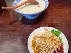 -古都历食南京菜·烤鸭·鸭血粉丝·汤包(南京博物院店)