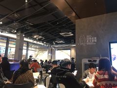 大堂-野萃山·潮汕厚果汁(十亩地店)
