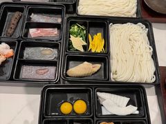 -新世界·过桥米线宴