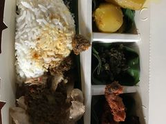 烤乳猪饭-Warung Babi Guling Ibu Oka 3