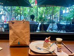 -Peet's 皮爷咖啡(东湖路手作店)